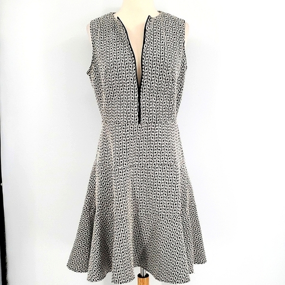 Sharagano Black White Geo Square Knit Sleeveless Zipper Fit and Flare Dress 4 - Picture 7 of 9